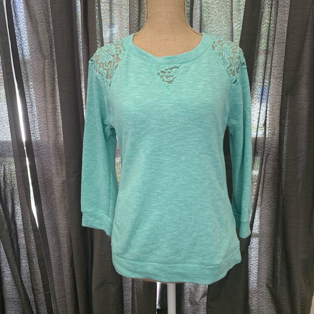 Mint shirt